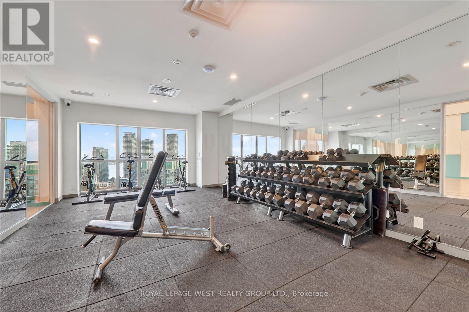 2431 - 165 Legion Road N, Toronto, Ontario  M8Y 0B3 - Photo 30 - W12598714