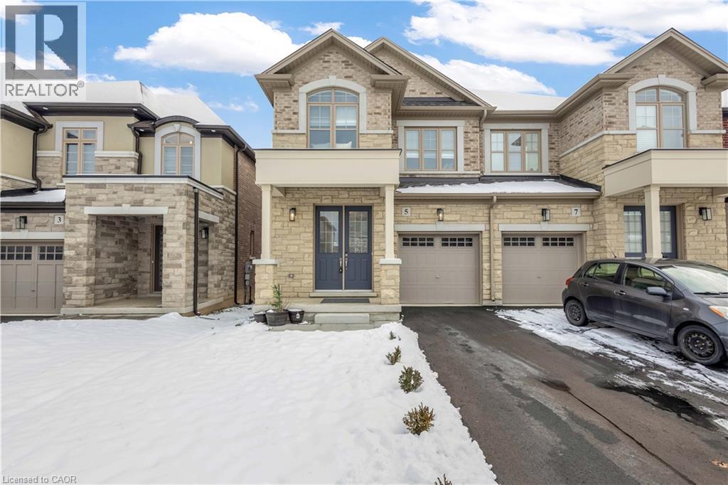 5 CHERRY BLOSSOM Heights, Hamilton, Ontario