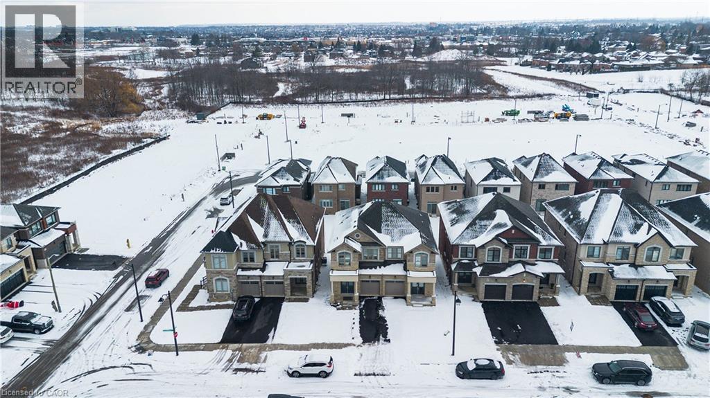 5 Cherry Blossom Heights, Hamilton, Ontario  L9B 0E9 - Photo 38 - 40792861