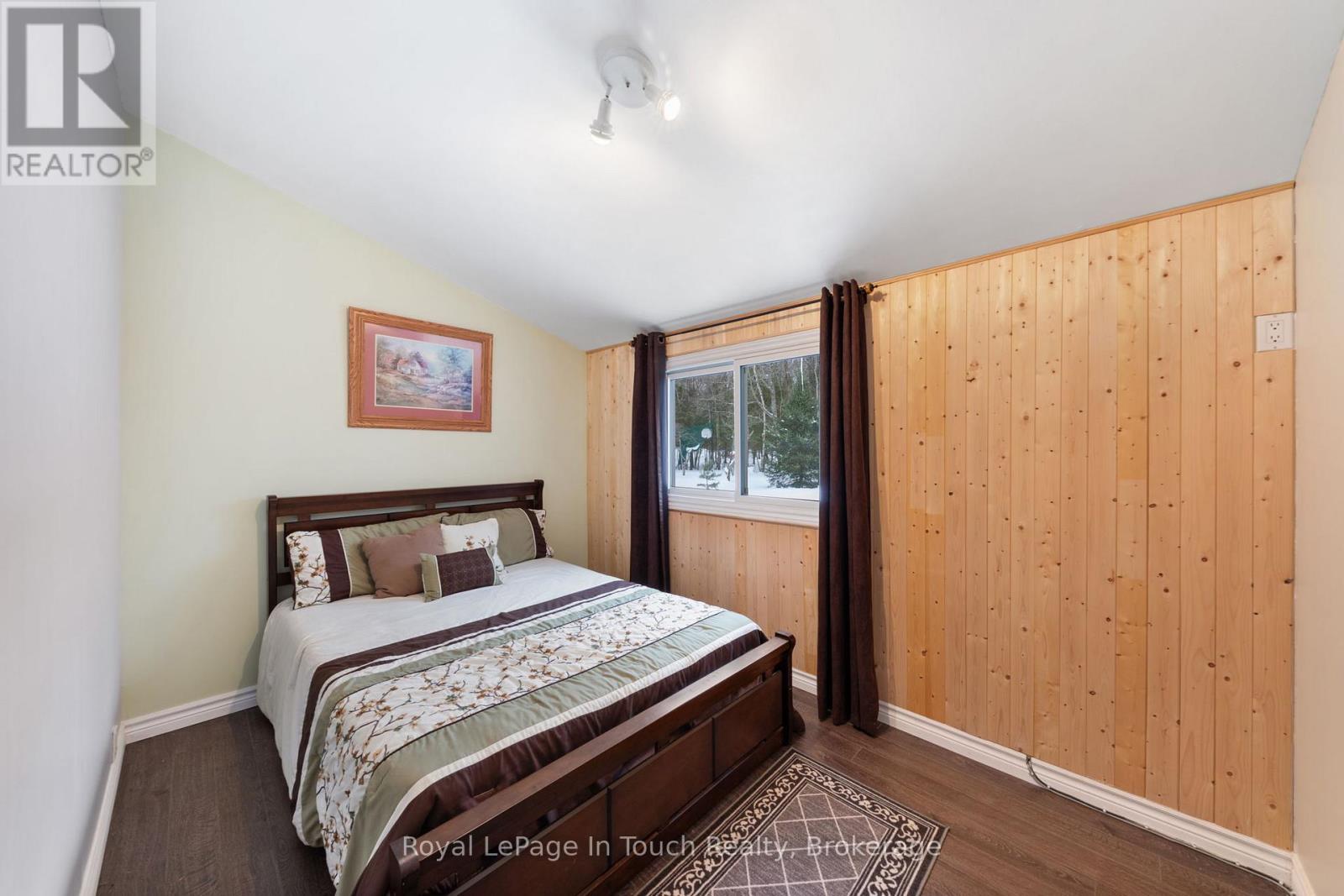 2198 Champlain Road, Tiny, Ontario L9M 0C4 - Photo 26 - S12609390