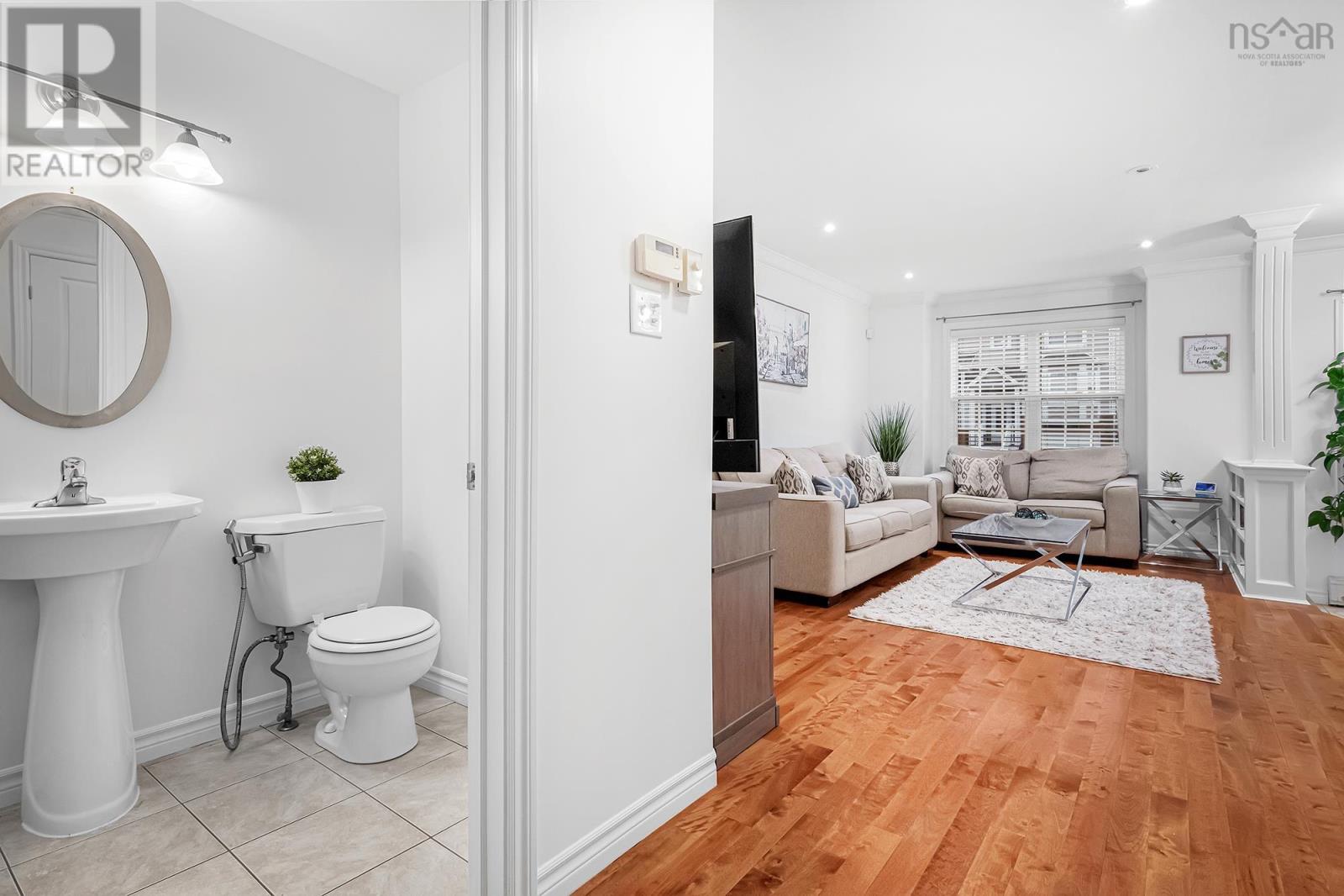 18 Outrigger Crescent, Halifax, Nova Scotia  B3M 4V8 - Photo 11 - 202529080