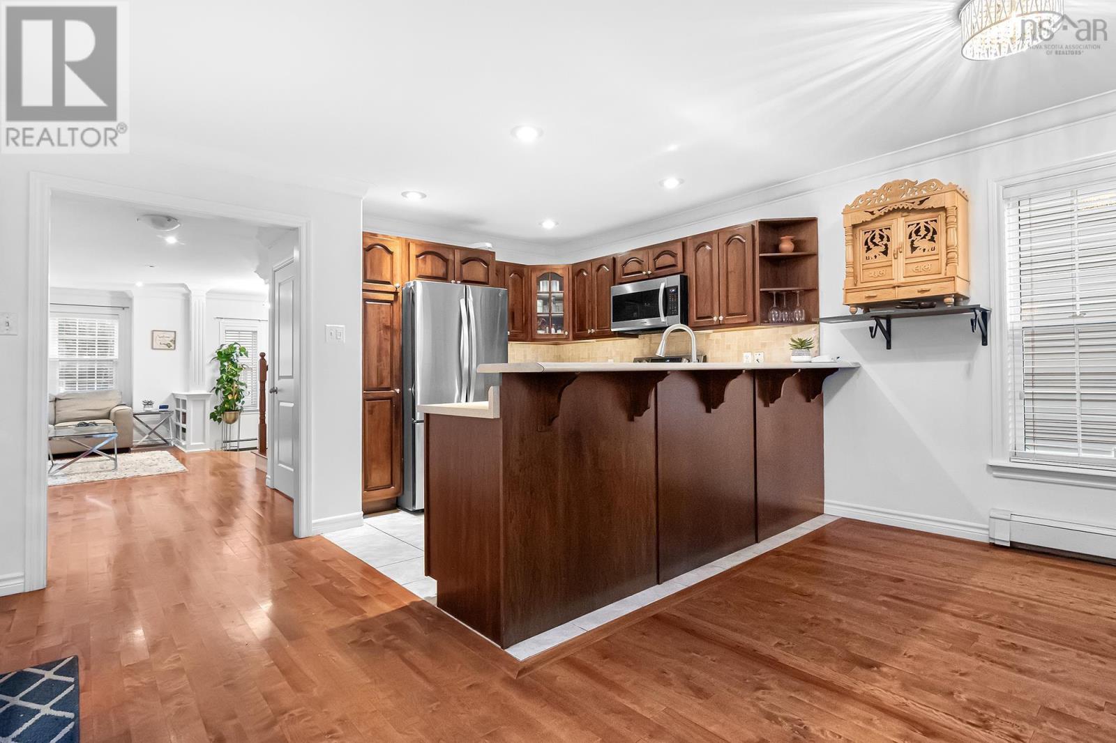 18 Outrigger Crescent, Halifax, Nova Scotia  B3M 4V8 - Photo 8 - 202529080