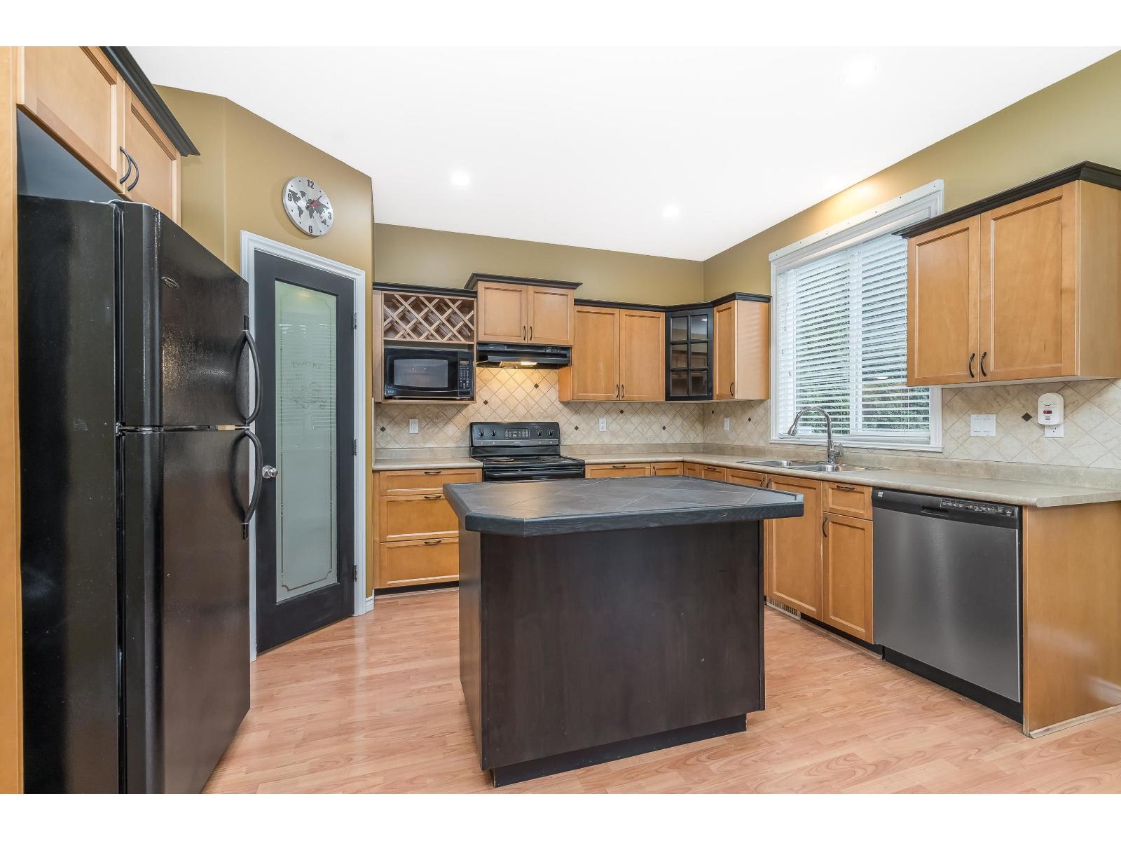 18870 69a Avenue, Surrey, British Columbia  V4N 5K2 - Photo 10 - R3071066