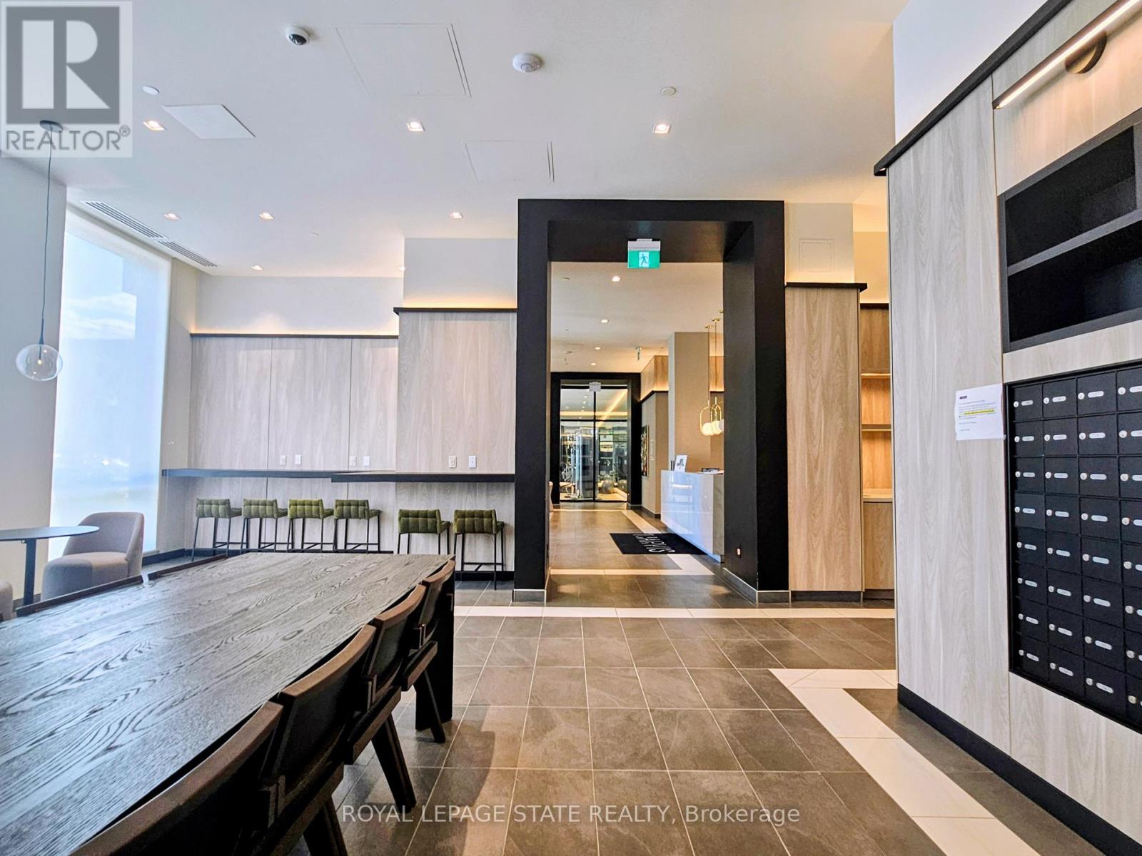 1114 - 1 Jarvis Street, Hamilton (Beasley), Ontario  L8R 3J2 - Photo 17 - X12609258