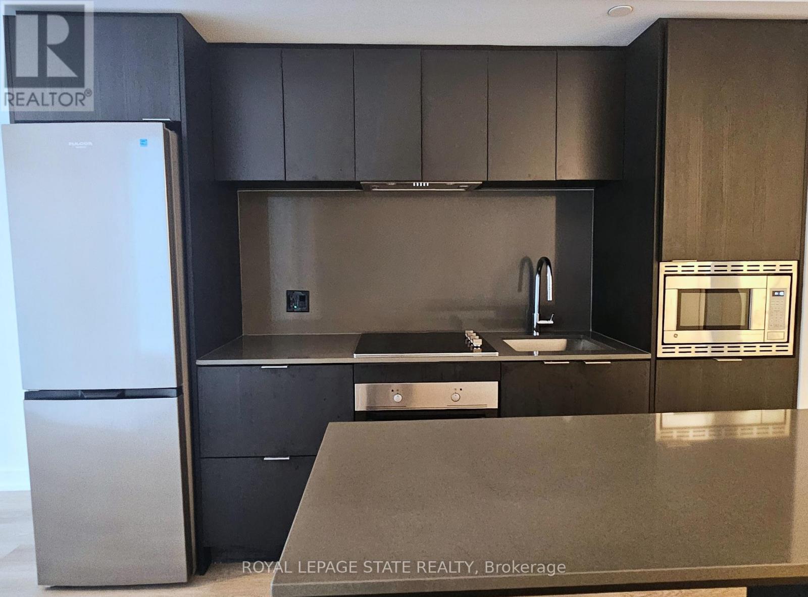 1114 - 1 Jarvis Street, Hamilton (Beasley), Ontario  L8R 3J2 - Photo 5 - X12609258