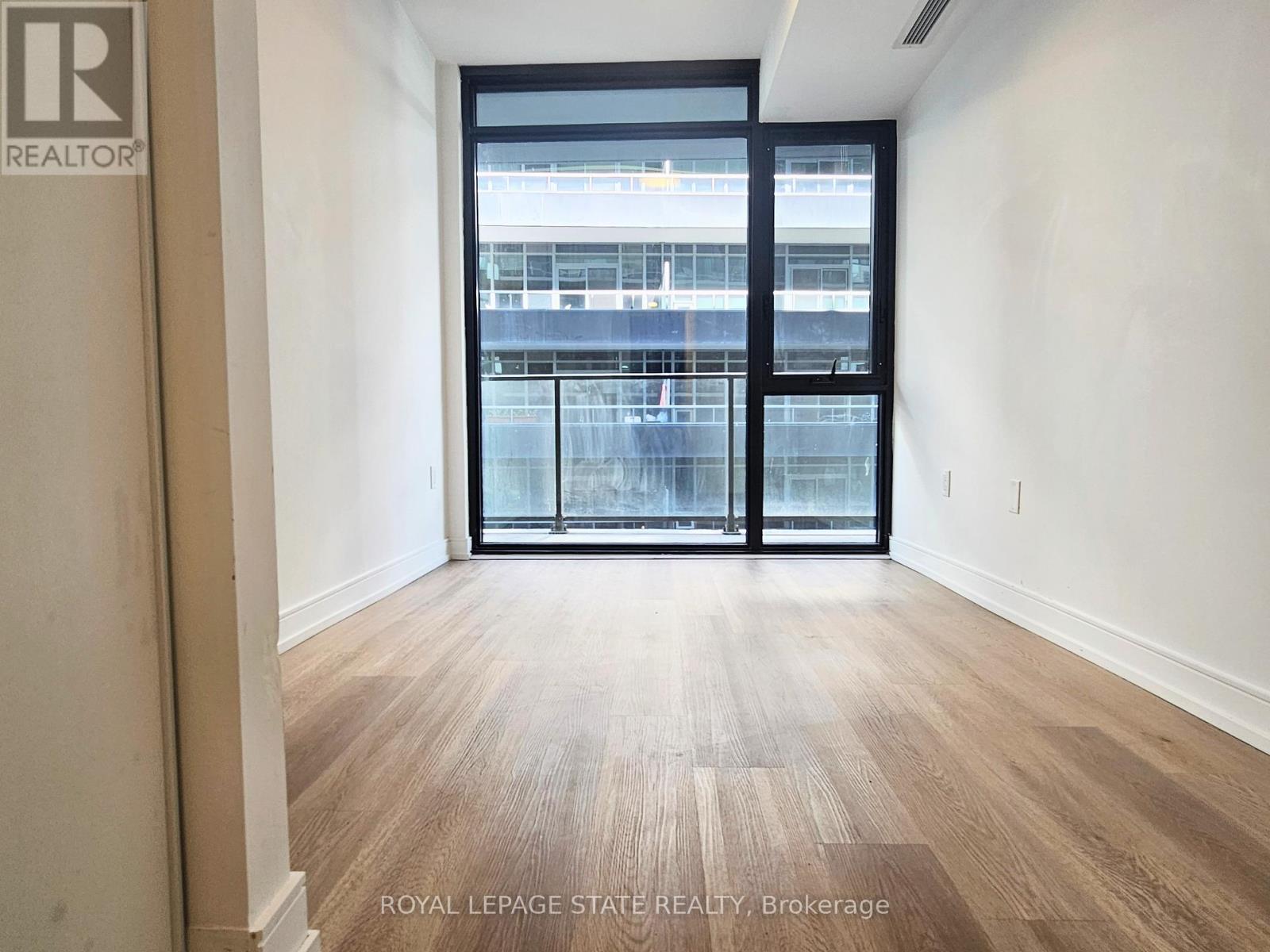 1114 - 1 Jarvis Street, Hamilton (Beasley), Ontario  L8R 3J2 - Photo 8 - X12609258