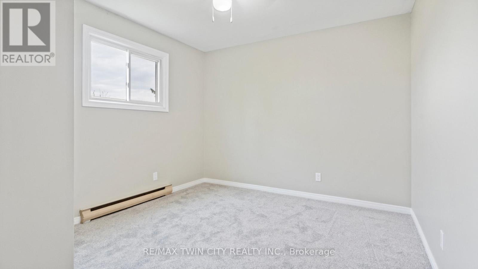 994 Colborne Street, Brantford, Ontario  N3S 3T4 - Photo 13 - X12609278