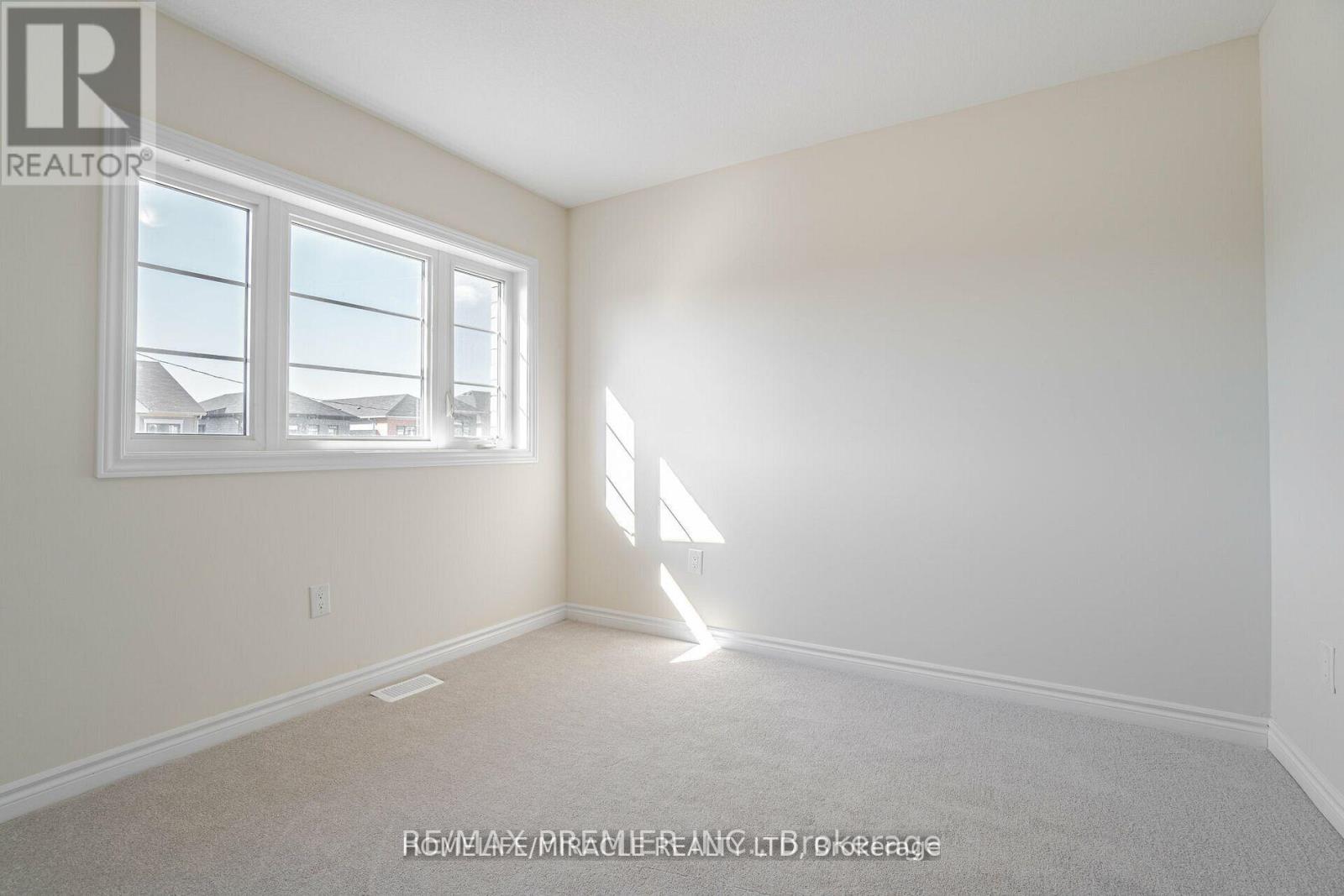 70 Ever Sweet Way, Thorold, Ontario  L2V 0K8 - Photo 18 - X12609302