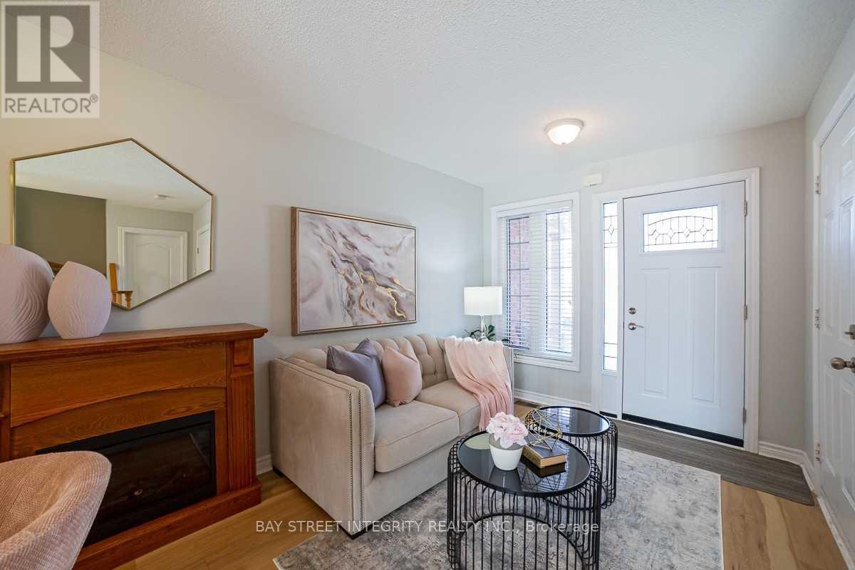 13 Vansickle Street, Hamilton (Ancaster), Ontario  L9G 5E6 - Photo 2 - X12609360