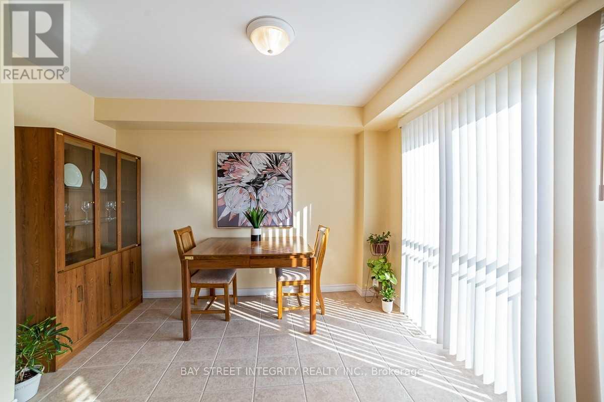 13 Vansickle Street, Hamilton (Ancaster), Ontario  L9G 5E6 - Photo 6 - X12609360