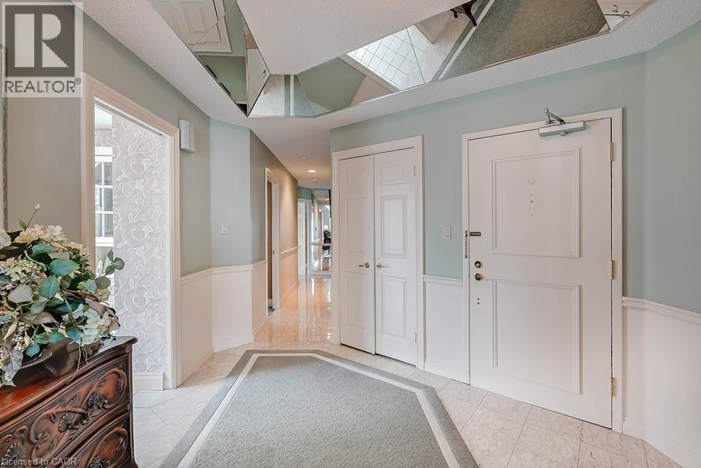 2220 Lakeshore Road Unit# 23, Burlington, Ontario  L7R 4G7 - Photo 5 - 40731010