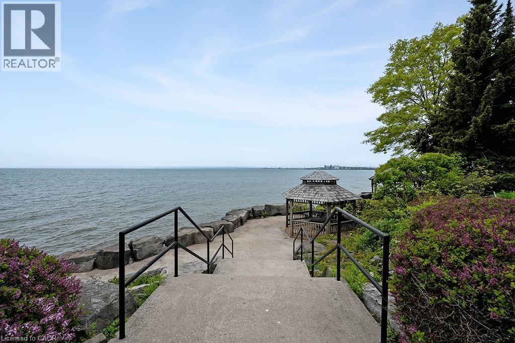 2220 Lakeshore Road Unit# 23, Burlington, Ontario  L7R 4G7 - Photo 46 - 40731010