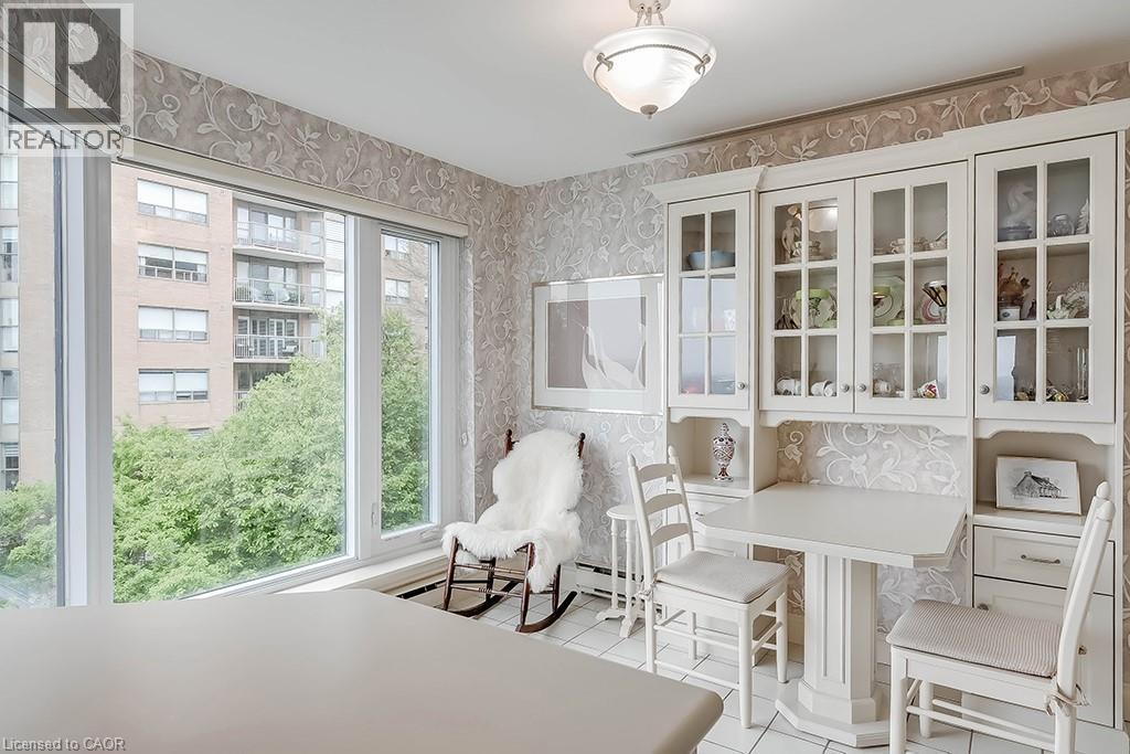 2220 Lakeshore Road Unit# 23, Burlington, Ontario  L7R 4G7 - Photo 21 - 40731010