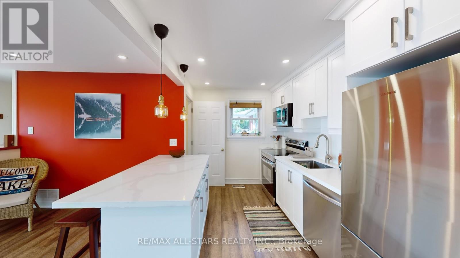 162 Queen Street, Kawartha Lakes, Ontario  K0M 1N0 - Photo 12 - X12609582