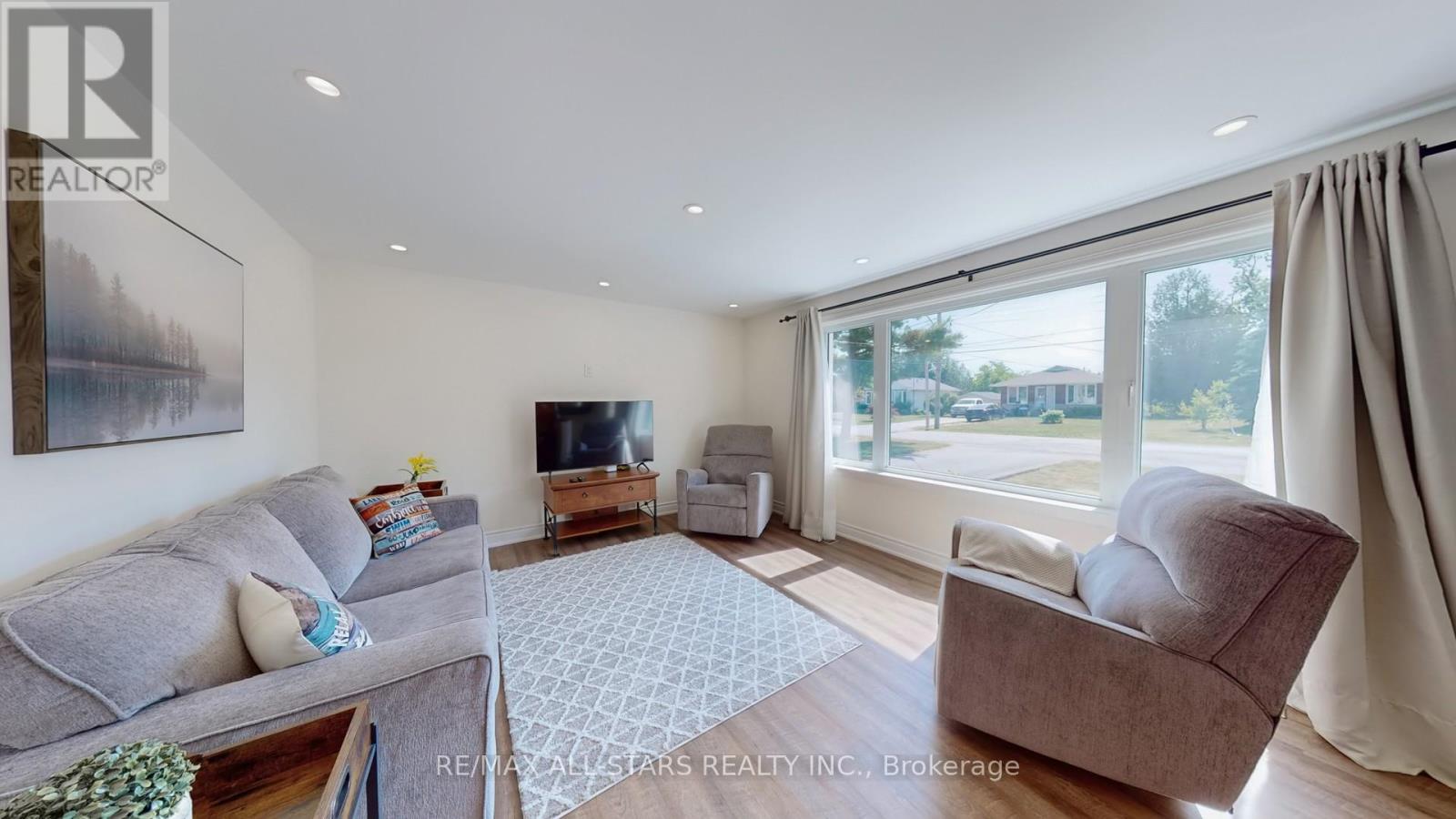 162 Queen Street, Kawartha Lakes, Ontario  K0M 1N0 - Photo 6 - X12609582