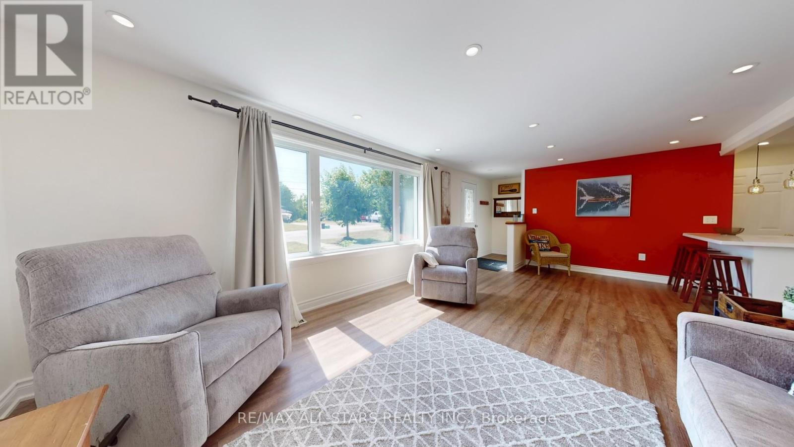 162 Queen Street, Kawartha Lakes, Ontario  K0M 1N0 - Photo 8 - X12609582