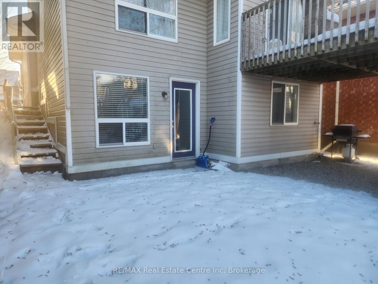 17 BOULDER CRESCENT, guelph (clairfields/hanlon business park), Ontario