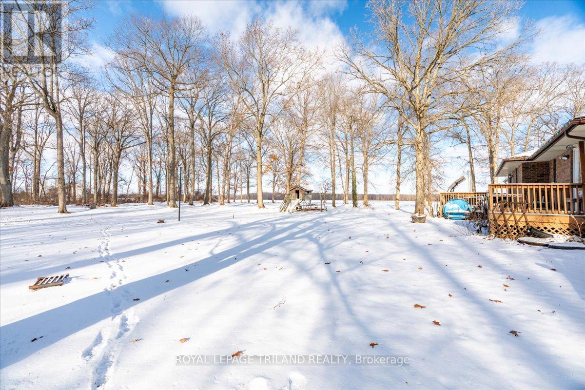 22775 Dogwood Road, Southwest Middlesex, Ontario  N0L 1Z0 - Photo 42 - X12609442