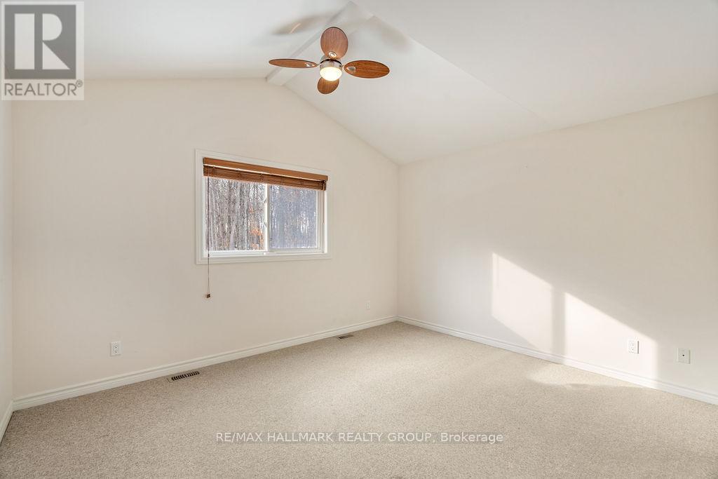 1319 Country Lane, North Dundas, Ontario  K0C 2K0 - Photo 17 - X12609384