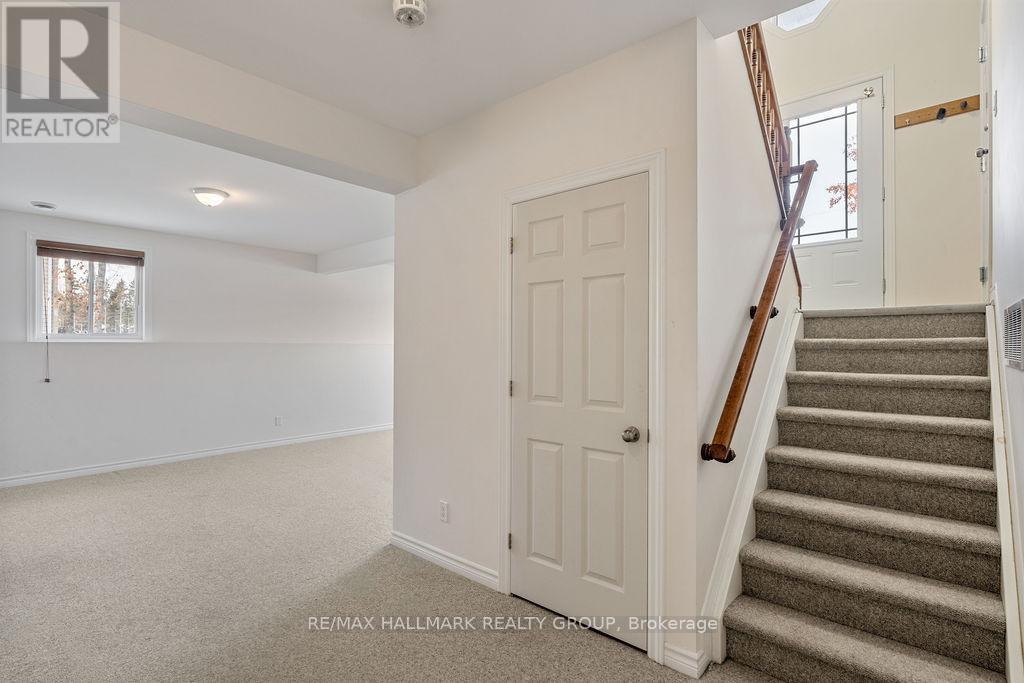 1319 Country Lane, North Dundas, Ontario  K0C 2K0 - Photo 27 - X12609384