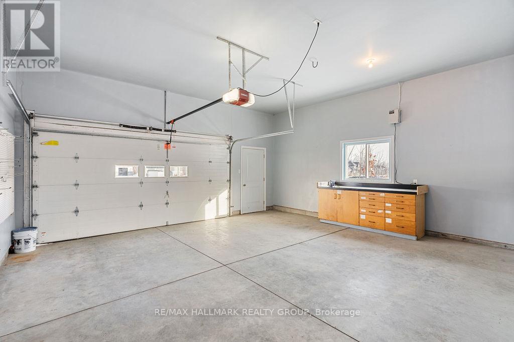 1319 Country Lane, North Dundas, Ontario  K0C 2K0 - Photo 35 - X12609384