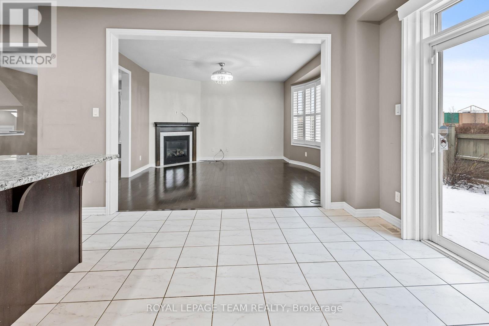 103 Coriolis Court, Ottawa, Ontario  K2S 0P3 - Photo 12 - X12609426