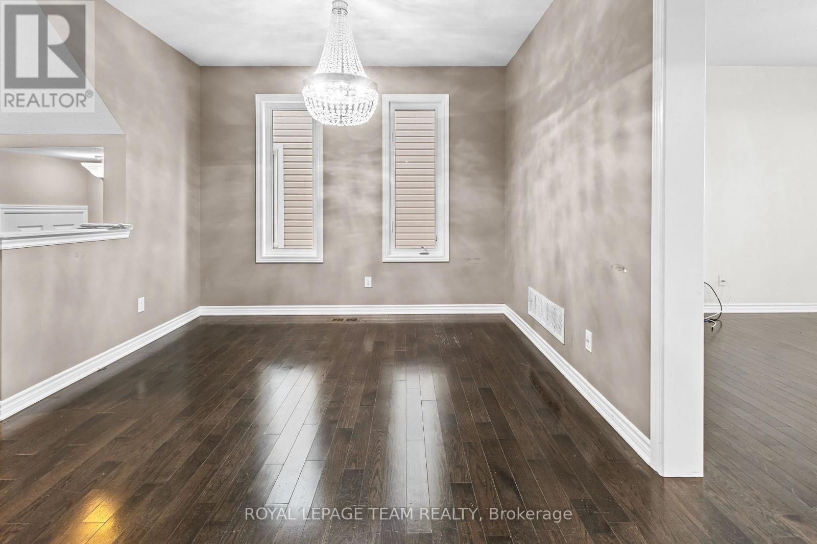 103 Coriolis Court, Ottawa, Ontario  K2S 0P3 - Photo 8 - X12609426