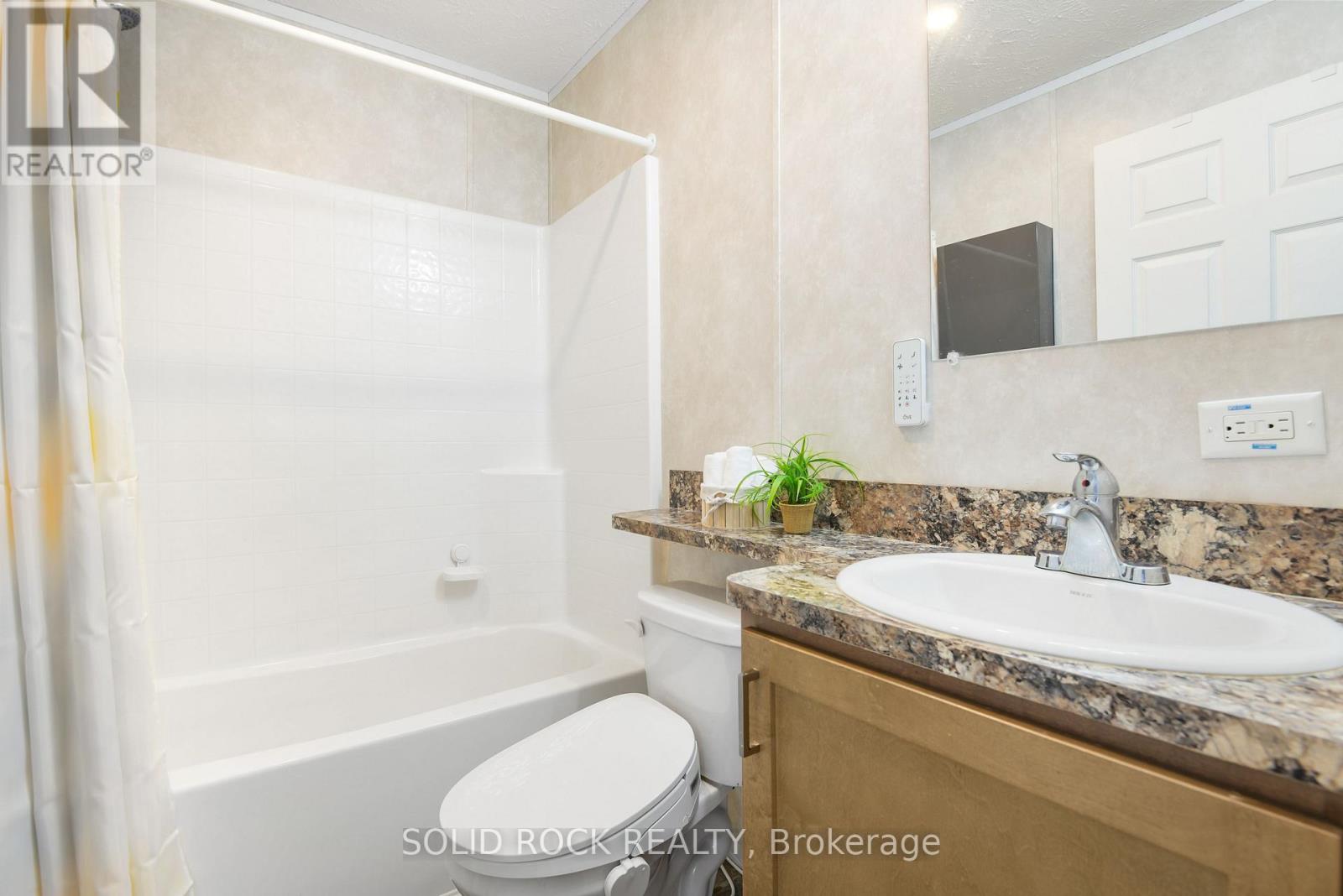 114 Harold Valley Drive, Ottawa, Ontario  K0A 2H0 - Photo 14 - X12609464