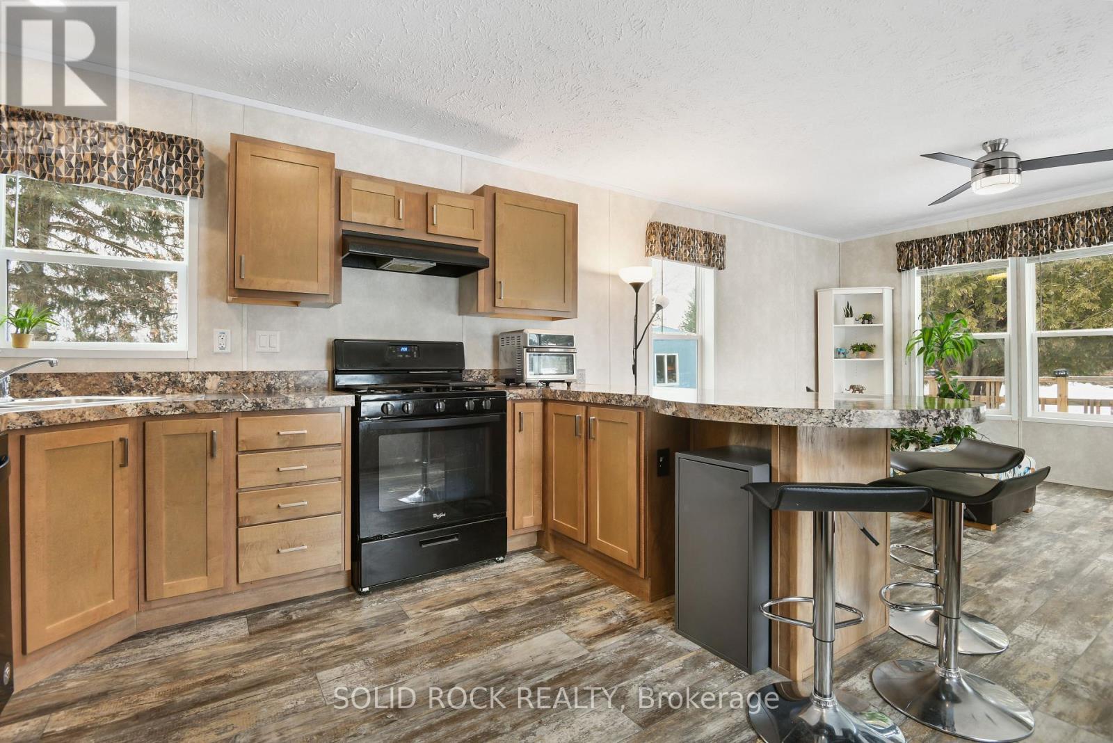 114 Harold Valley Drive, Ottawa, Ontario  K0A 2H0 - Photo 5 - X12609464