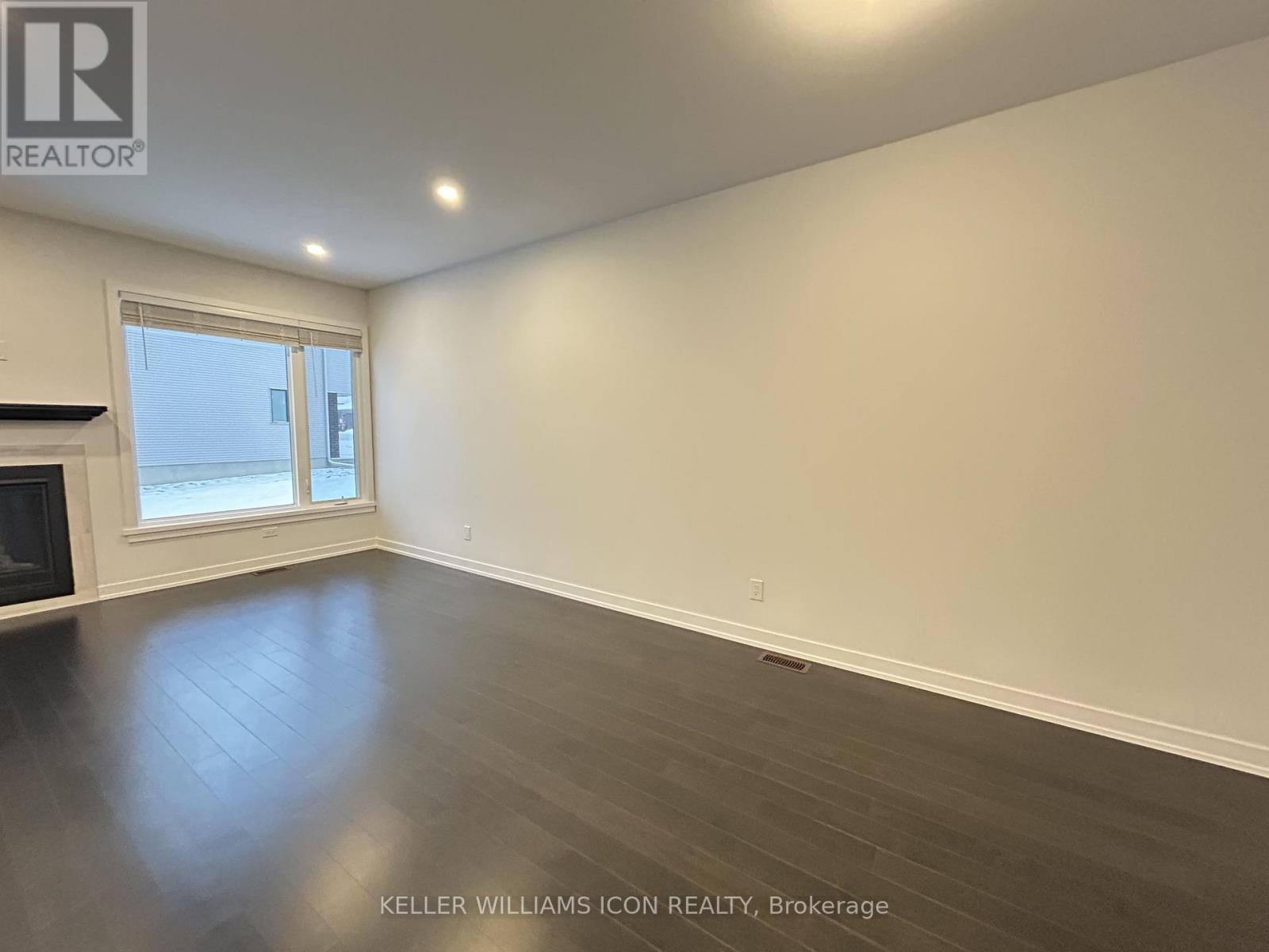 383 Mango Street, Ottawa, Ontario  K1X 0K2 - Photo 5 - X12609546