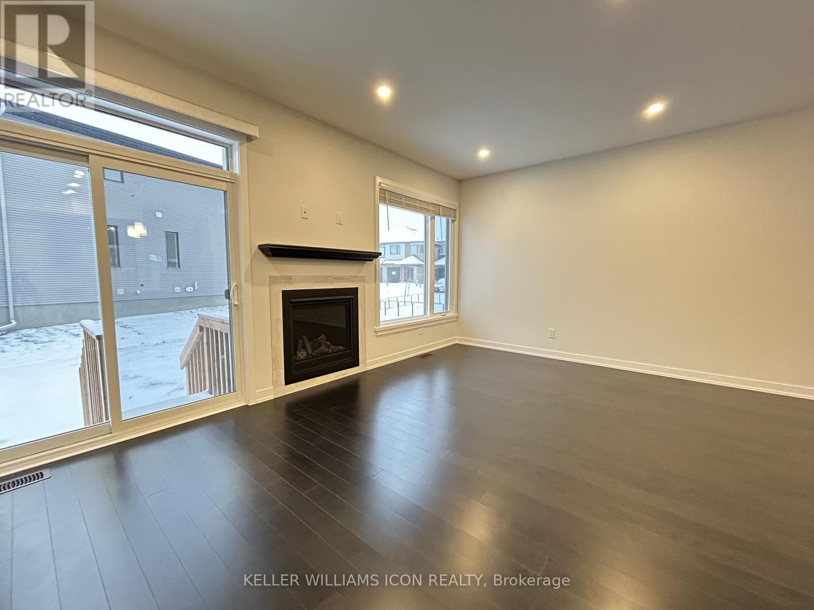 383 Mango Street, Ottawa, Ontario  K1X 0K2 - Photo 7 - X12609546