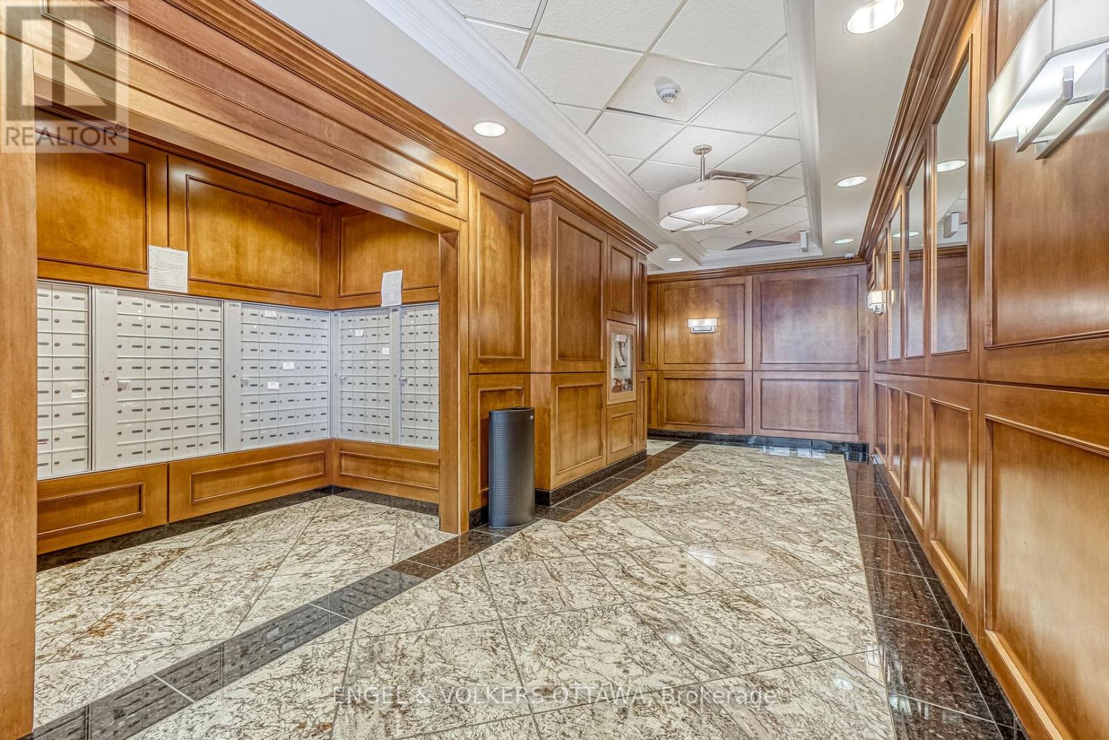 804 - 195 Besserer Street, Ottawa, Ontario  K1N 0B6 - Photo 3 - X12609560