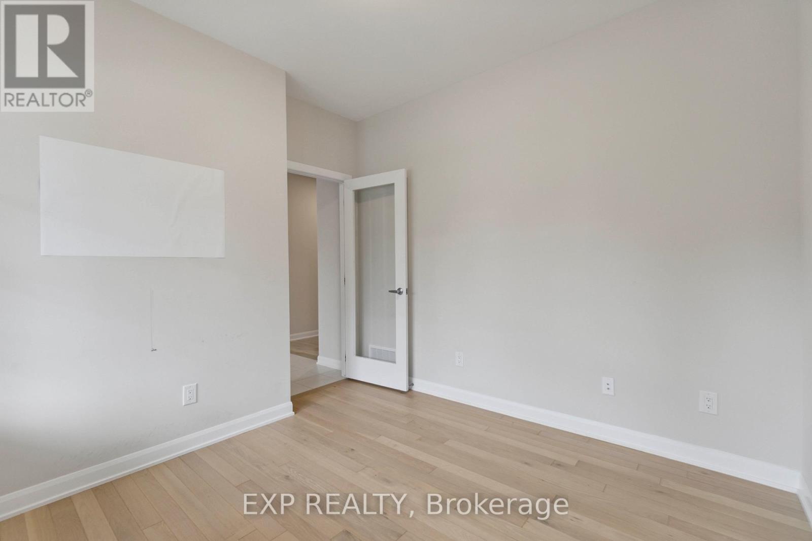 181 Lynn Coulter Street, Ottawa, Ontario  K2J 7C2 - Photo 3 - X12609568