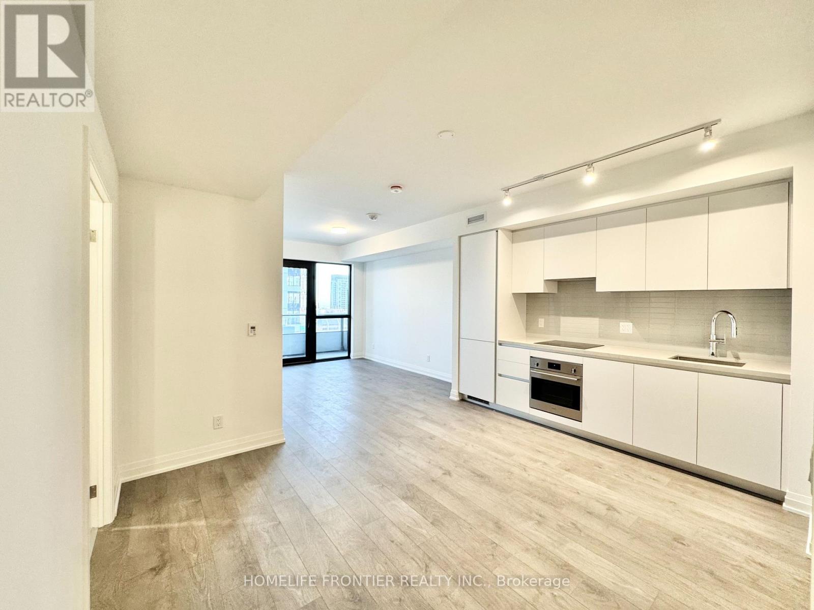 2011 - 4015 The Exchange Street, Mississauga, Ontario  L5B 0N9 - Photo 2 - W12609344