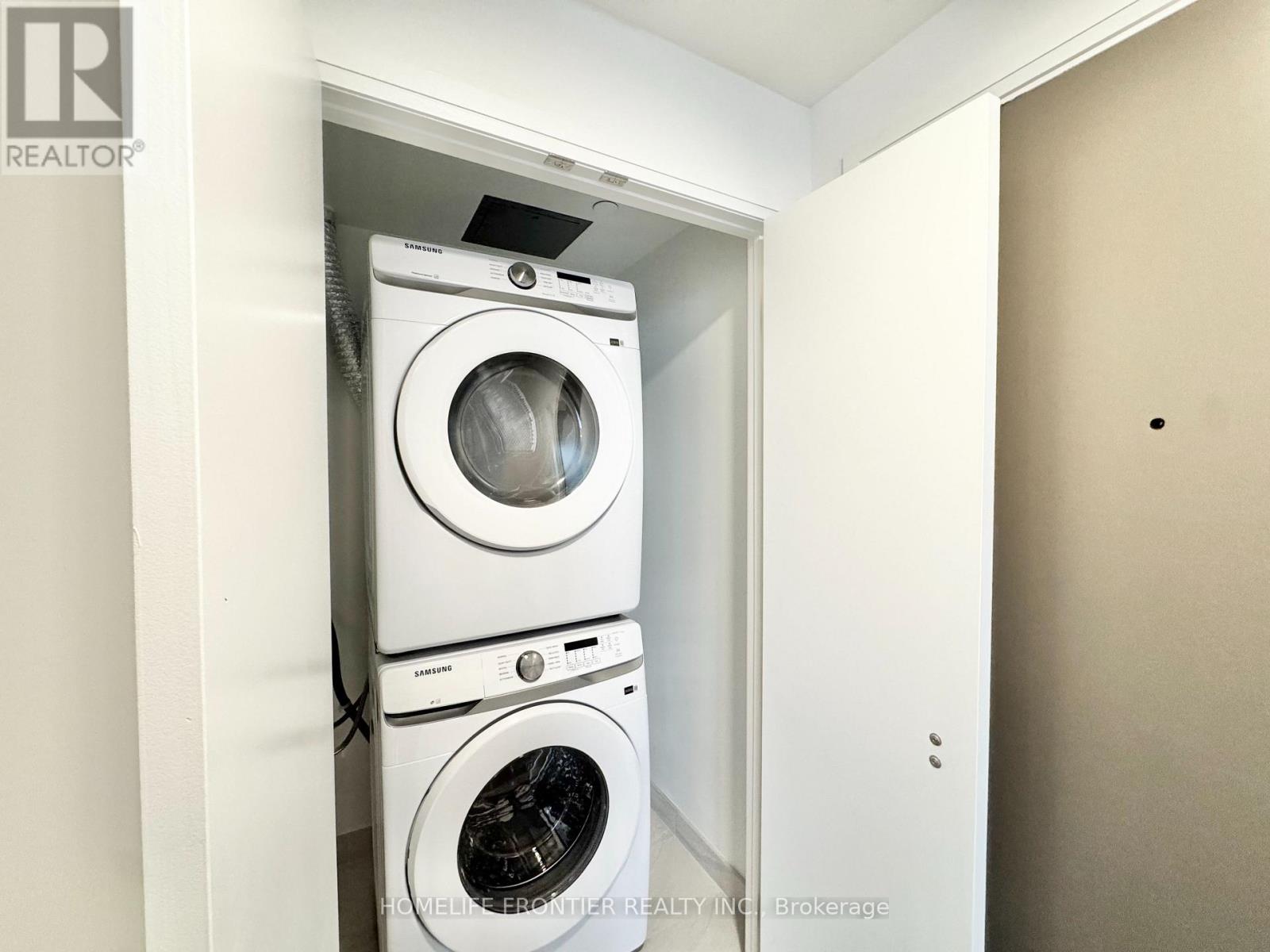 2011 - 4015 The Exchange Street, Mississauga, Ontario  L5B 0N9 - Photo 17 - W12609344