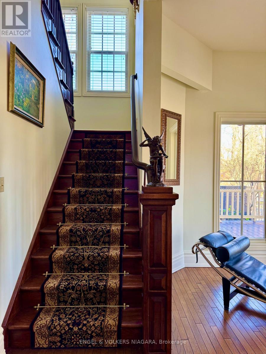 14650 Niagara Parkway, Niagara-On-The-Lake, Ontario  L0S 1J0 - Photo 6 - X12609446