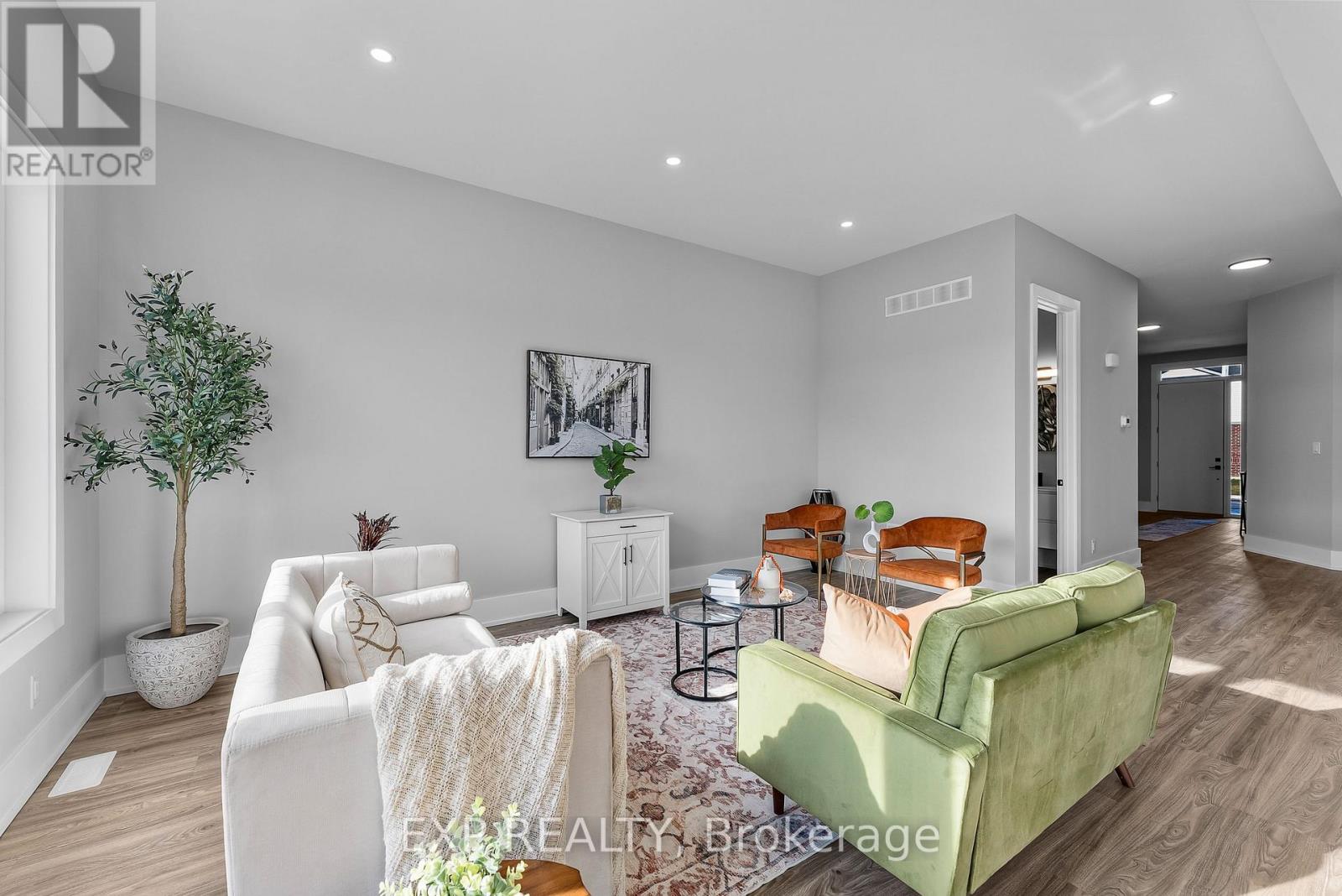 51 Alicia Crescent, Thorold (Hurricane/merrittville), Ontario  L3C 7M5 - Photo 11 - X12609552