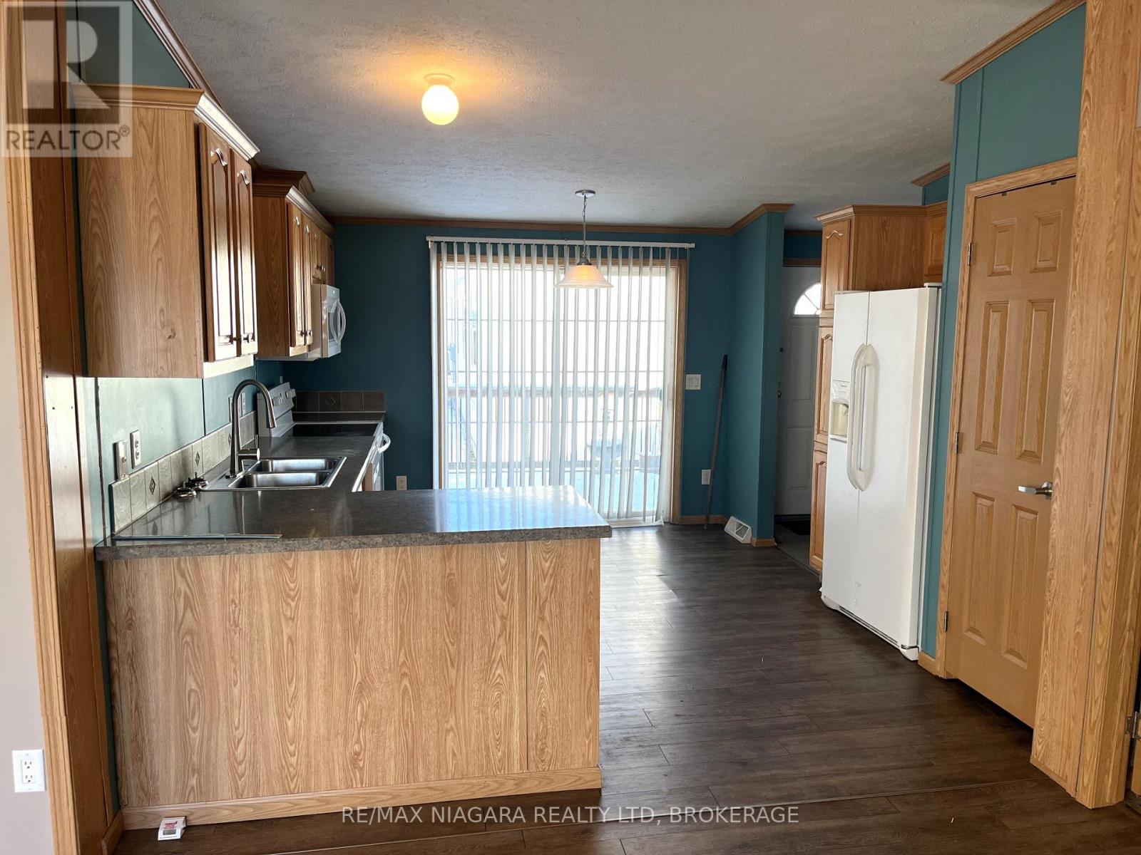 260 - 3033 Townline Road, Fort Erie, Ontario  L0S 1S1 - Photo 5 - X12609598