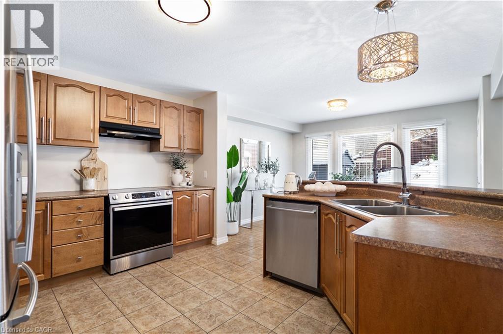 162 Banffshire Street, Kitchener, Ontario  N2R 1W7 - Photo 15 - 40790206