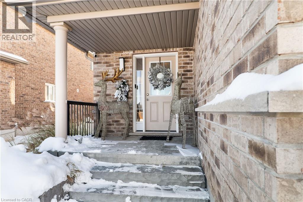 162 Banffshire Street, Kitchener, Ontario  N2R 1W7 - Photo 3 - 40790206