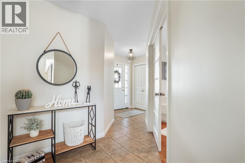 162 Banffshire Street, Kitchener, Ontario  N2R 1W7 - Photo 4 - 40790206