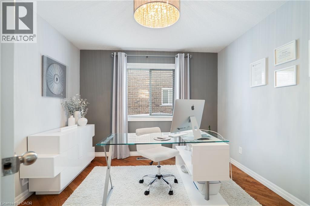 162 Banffshire Street, Kitchener, Ontario  N2R 1W7 - Photo 5 - 40790206