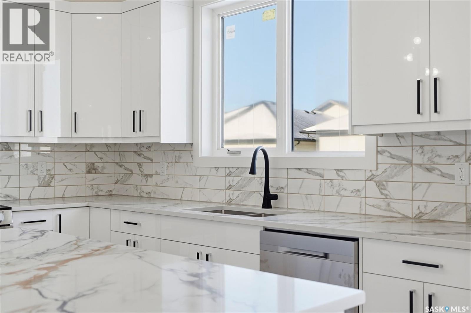 151 Sharma Lane, Saskatoon, Saskatchewan  S7W 1L1 - Photo 11 - SK025303