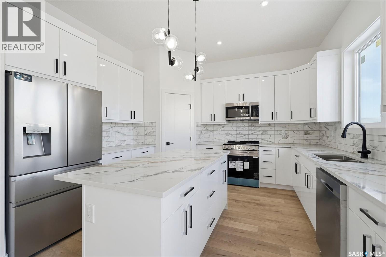 151 Sharma Lane, Saskatoon, Saskatchewan  S7W 1L1 - Photo 8 - SK025303