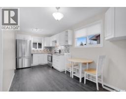 330 Smallwood CRESCENT Confederation Park