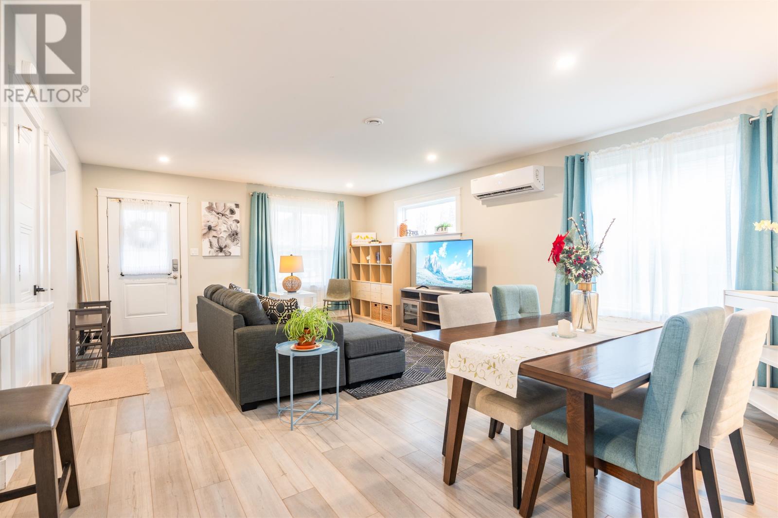 35 Aidan Street, Charlottetown, Prince Edward Island C1E 3P9 - Photo 8 - 202529159