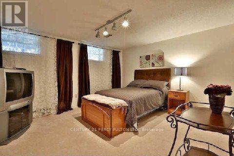 73 Newton Drive, Toronto, Ontario  M2M 2M8 - Photo 3 - C12609394