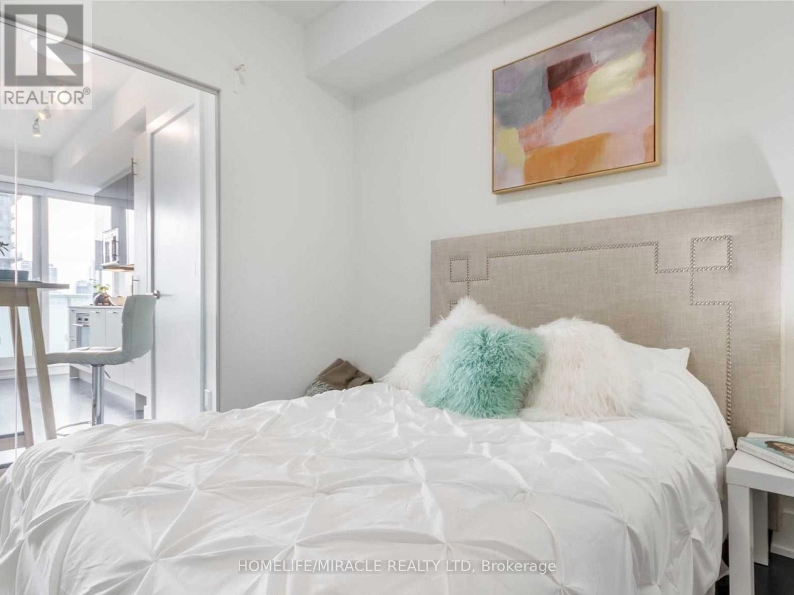 1913 - 403 Church Street, Toronto (Church-Yonge Corridor), Ontario  M4Y 2C2 - Photo 15 - C12609532