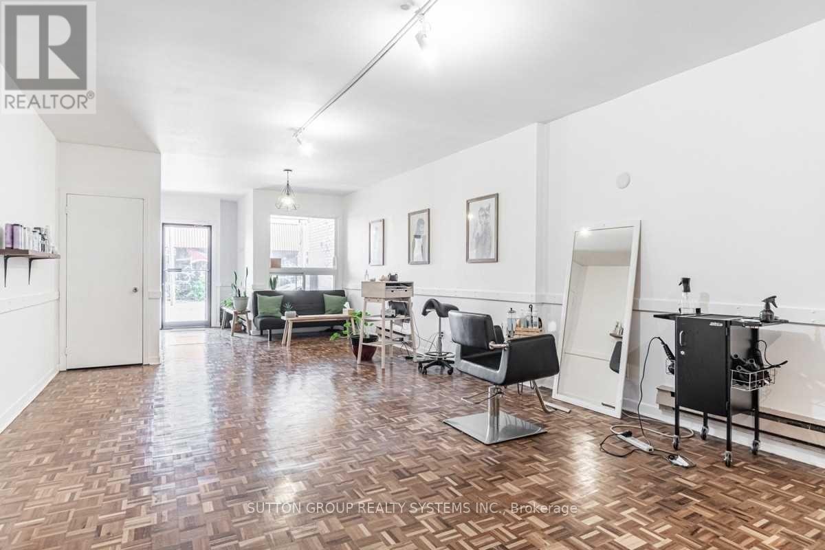 Main - 256 Lansdowne Avenue, Toronto (Dufferin Grove), Ontario  M6H 3X9 - Photo 15 - C12609556