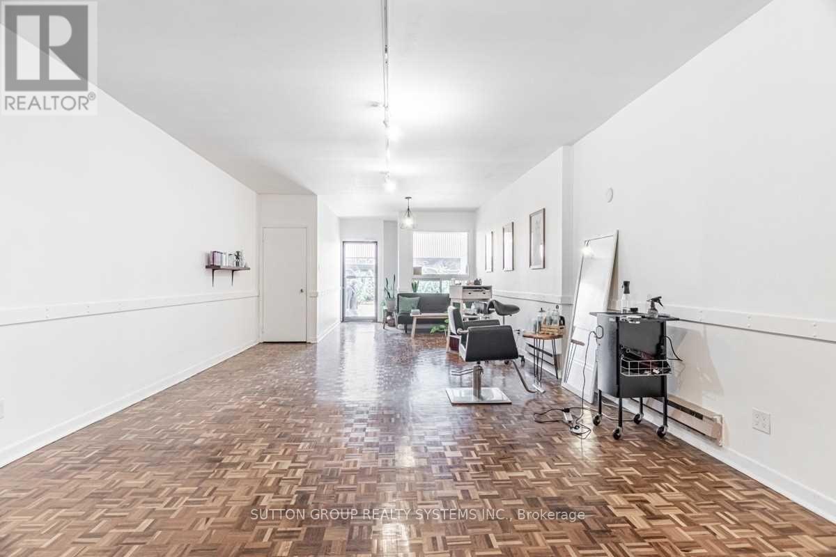 Main - 256 Lansdowne Avenue, Toronto (Dufferin Grove), Ontario  M6H 3X9 - Photo 16 - C12609556